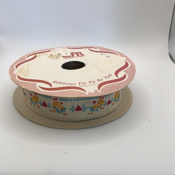 20 yards of VTG ribbon geese with hearts - Picture 5 of 5